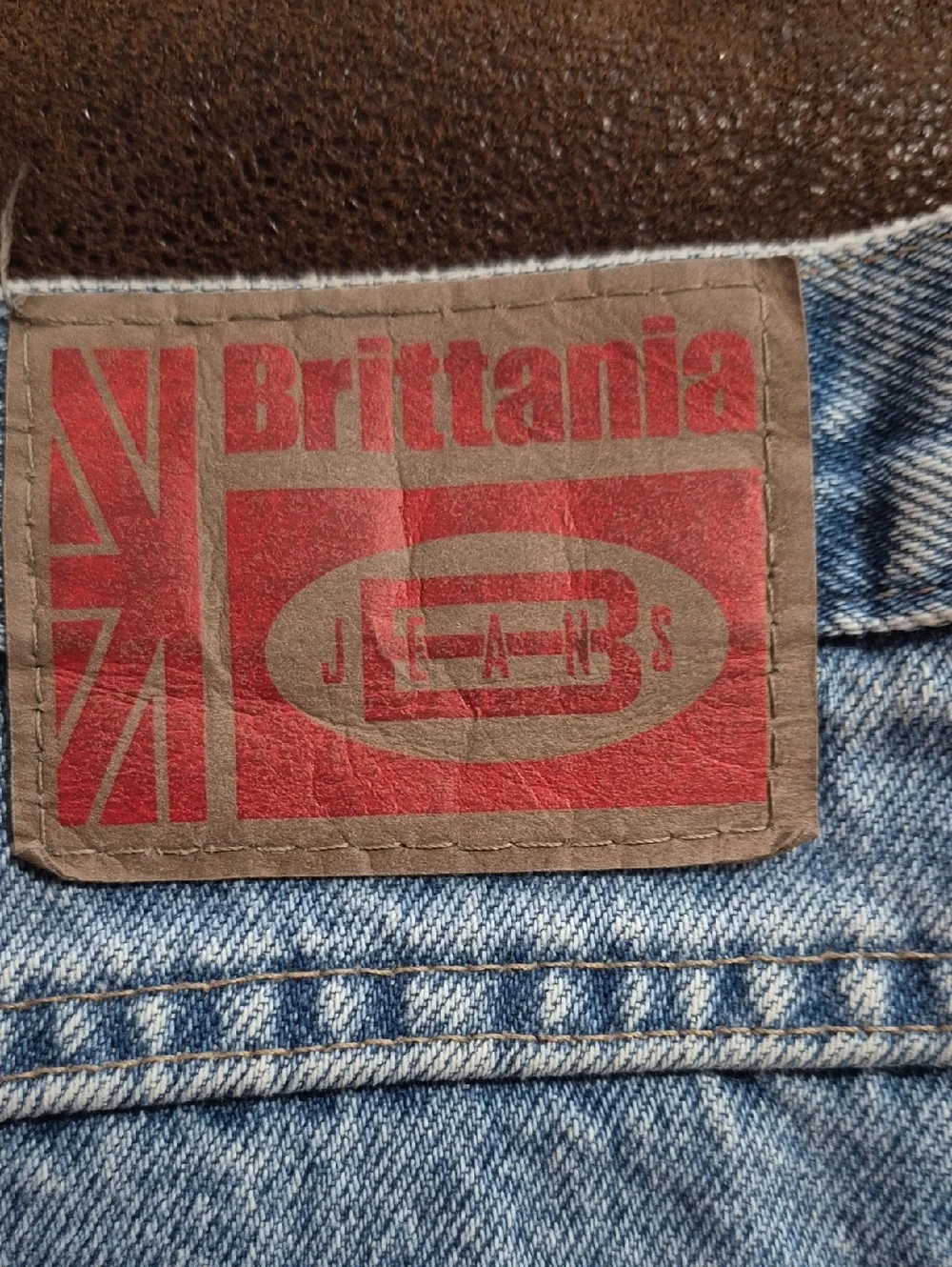 Brittania Men's Relaxed Fit Light Blue Denim Jeans - Classic Style